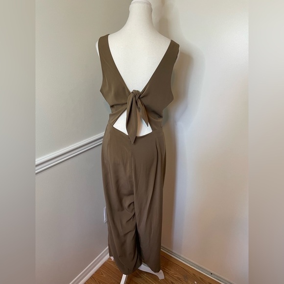 Dynamite Dakota Tie Back Jumpsuit XL - Picture 6 of 15